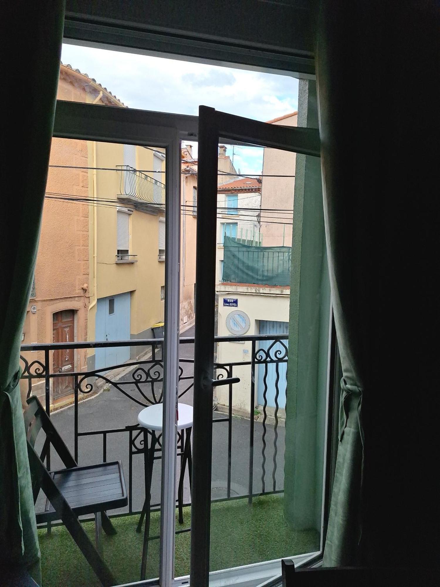 Galamus Bonheur-Quand Tu Veux T'Echapper De Chez Toi Apartment *