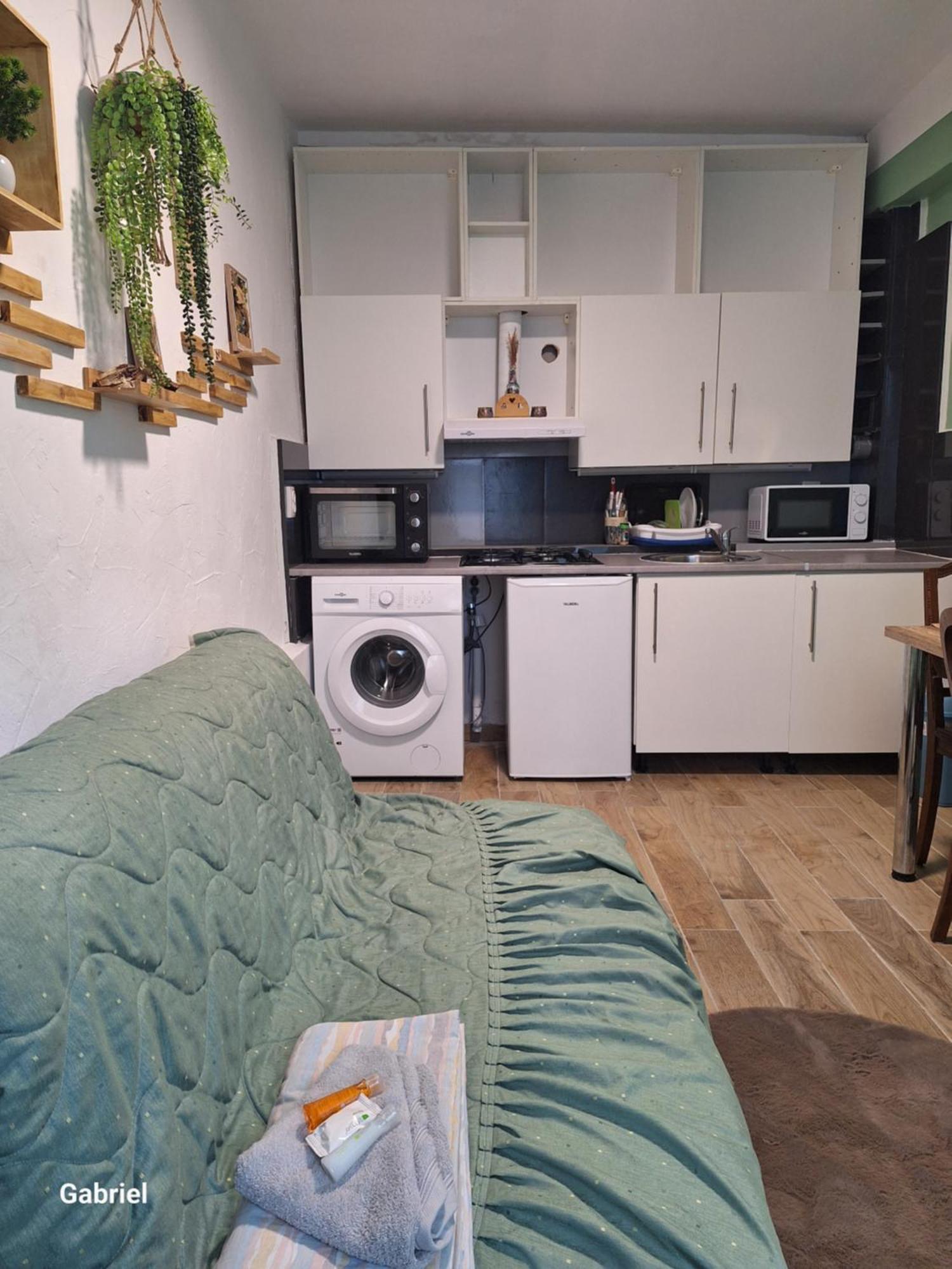 Galamus Bonheur-Quand Tu Veux T'Echapper De Chez Toi Apartment