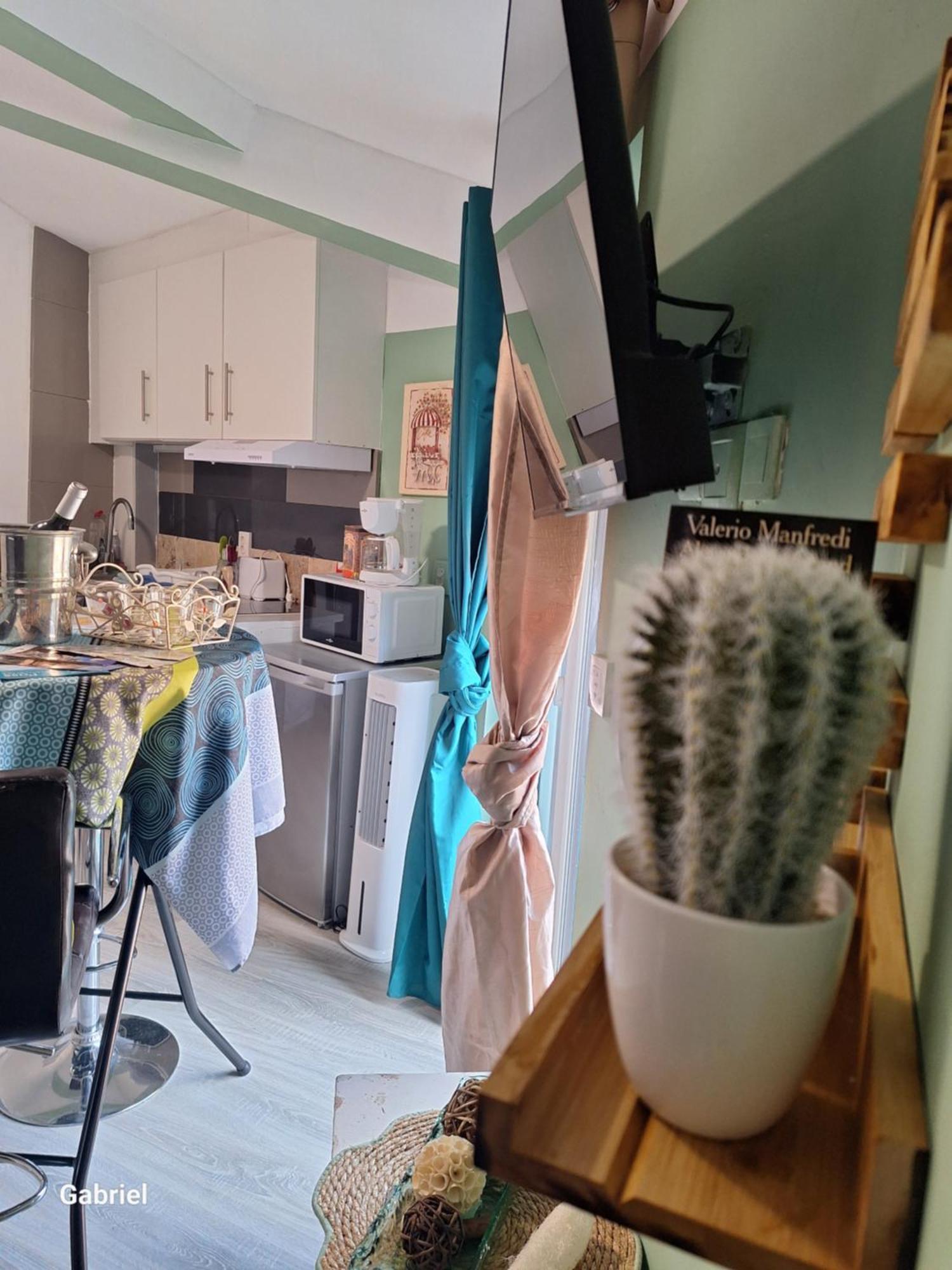 Galamus Bonheur-Quand Tu Veux T'Echapper De Chez Toi Apartment *